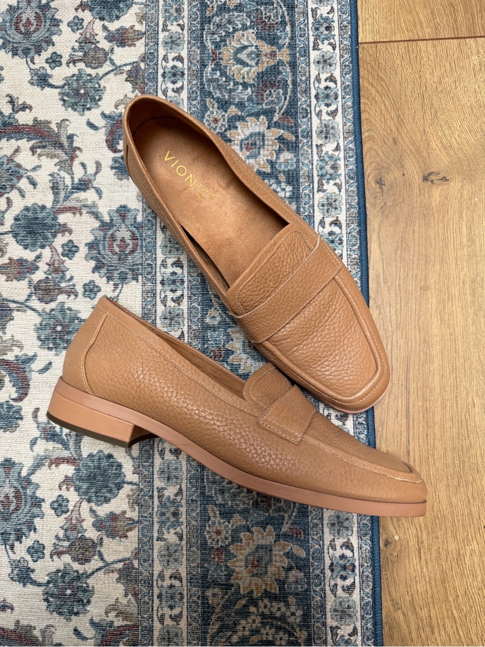Vionic Sellah Pebbled Leather Loafers Tan Size 8.5 Women’s Comfort Shoes Brown